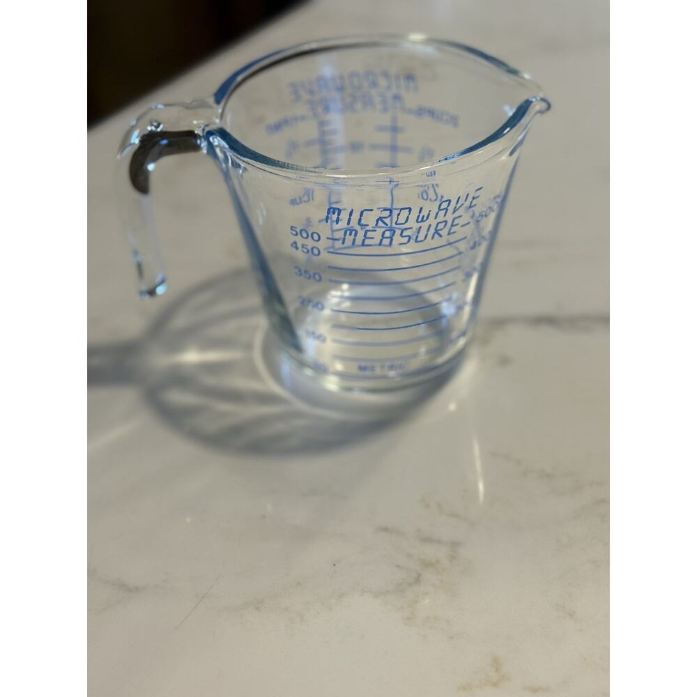 Rare Vintage PYREX 516 Measuring 2 Cup 16oz BLUE Lettering MICROWAVE MEASURE